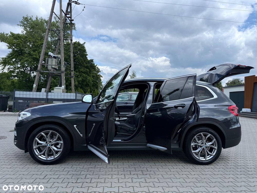 BMW X3 sDrive18d xLine - 14