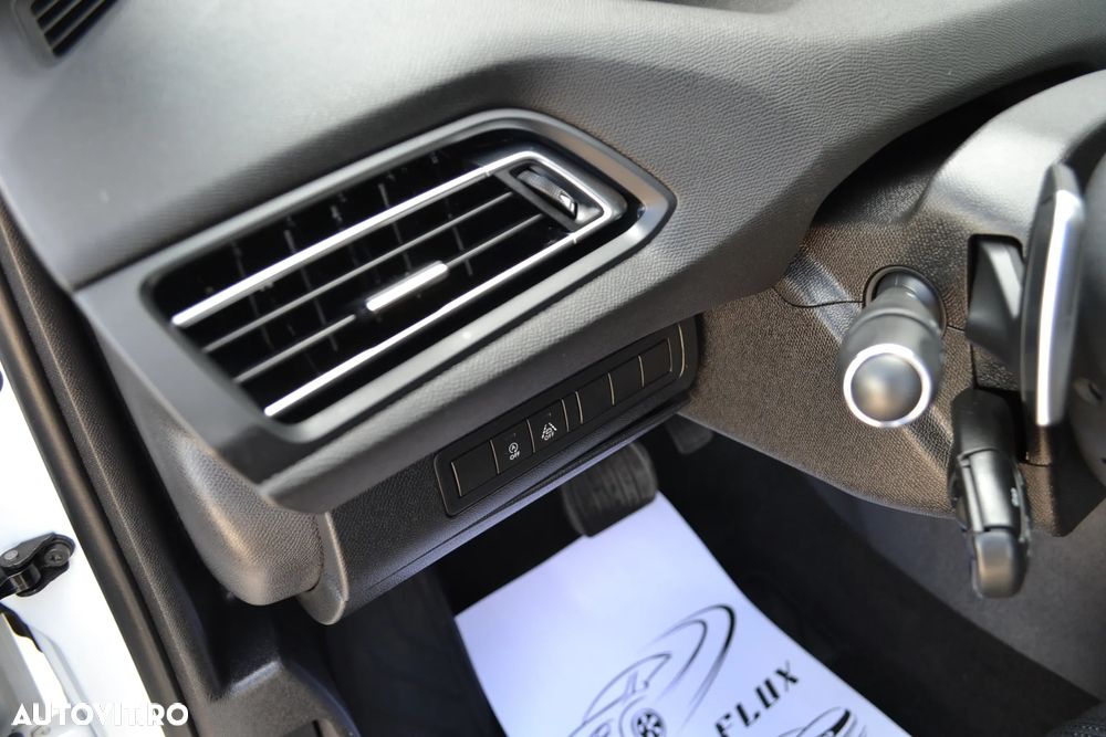 Peugeot 308 SW 1.5 BlueHDi FAP STT EAT8 Allure - 8