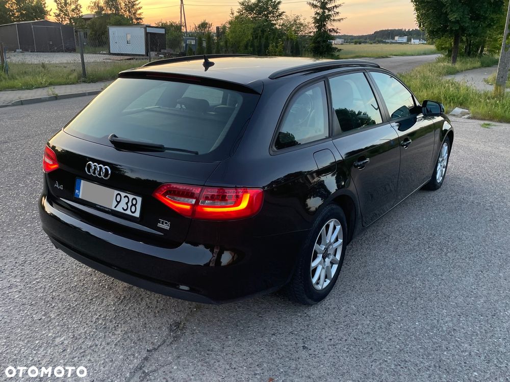 Audi A4 Avant 2.0 TDI ultra - 24