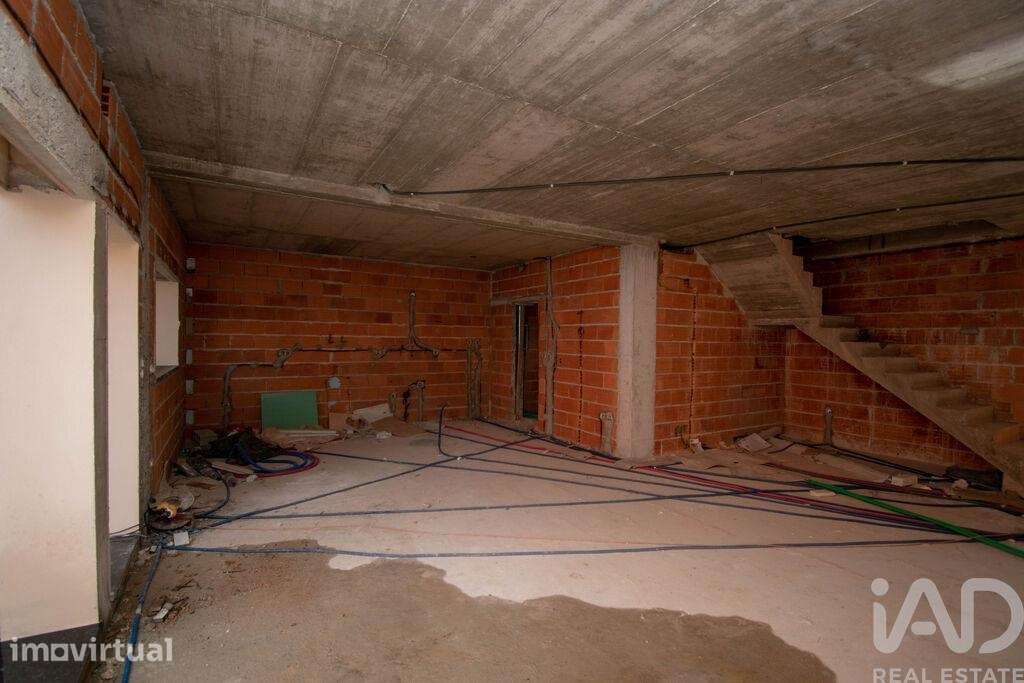 Casa T4 em Maceira de 194,00 m2 - Grande imagem: 3/14