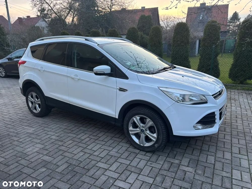 Ford Kuga 2.0 TDCi 4x4 Trend - 6