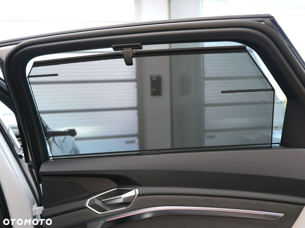 Audi SQ8 e-tron - 29