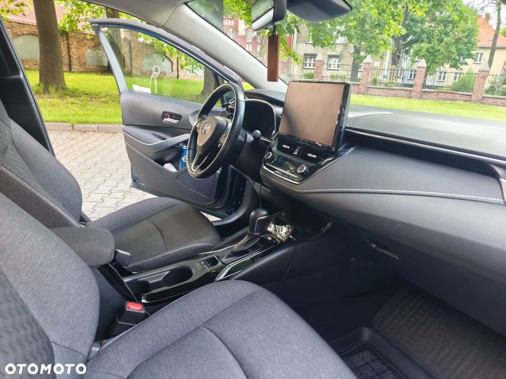 Toyota Corolla 1.8 Hybrid Comfort - 21