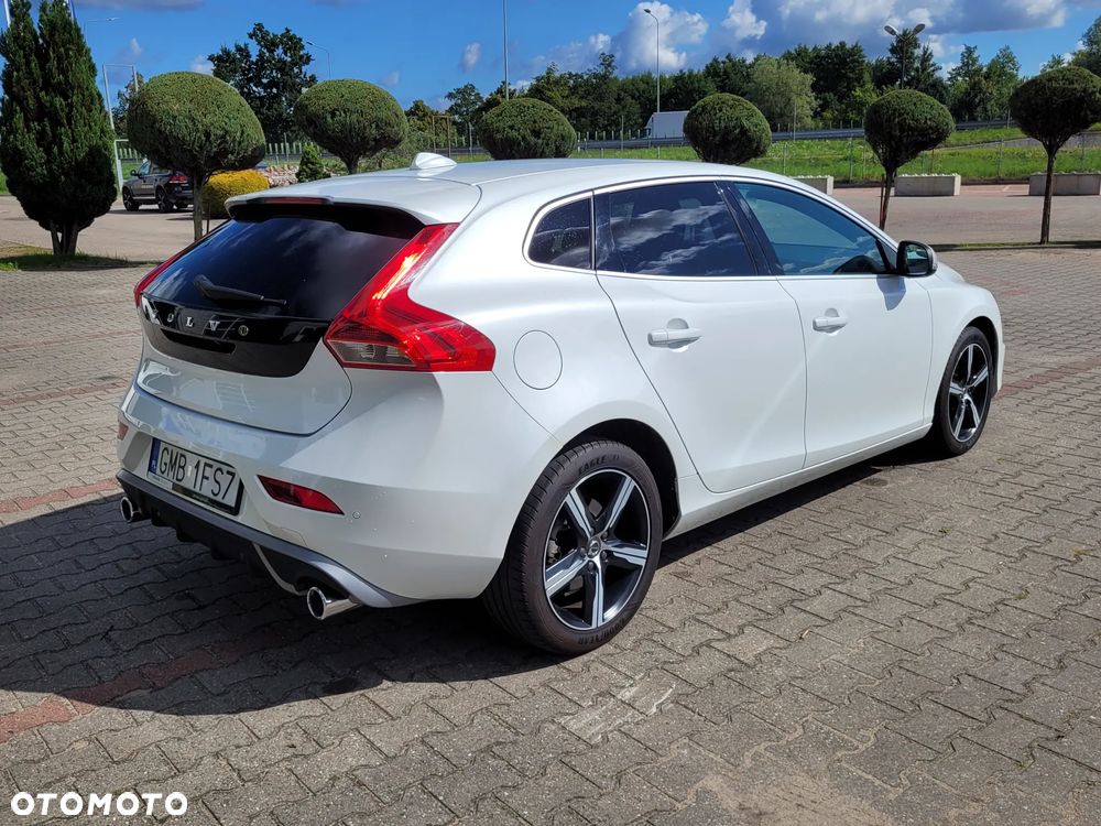 Volvo V40 D2 RDesign - 23
