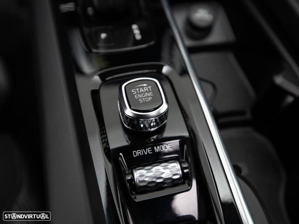 Volvo XC 60 2.0 T8 PHEV Inscription Expression AWD - 22