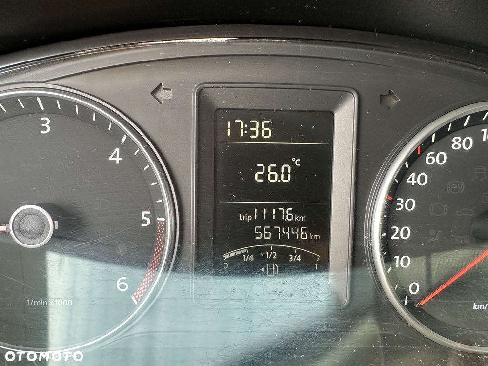 Volkswagen T5 - 10
