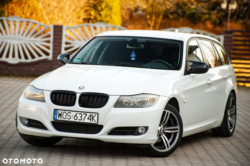 BMW Seria 3 318d Sport Line - 3