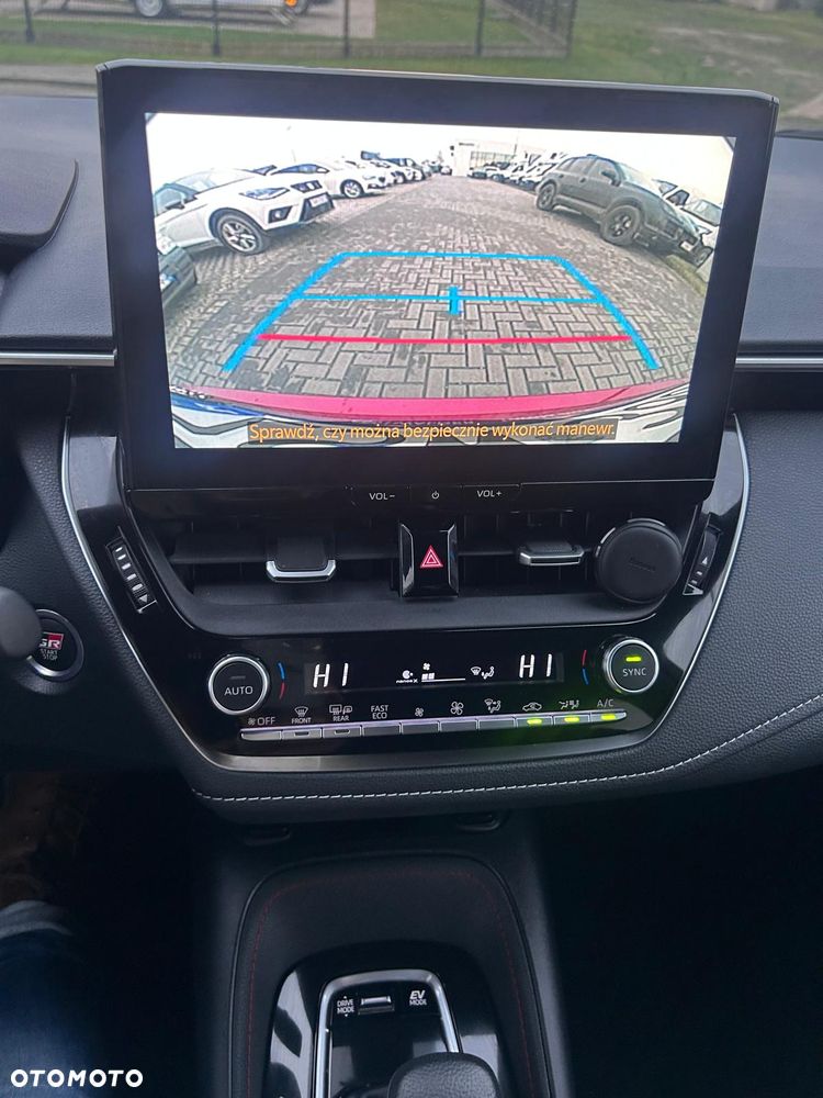 Toyota Corolla 2.0 Hybrid GR Sport Dynamic - 25