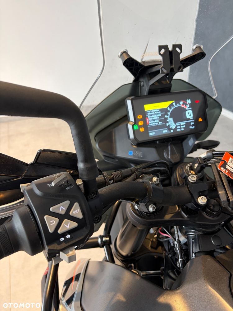 KTM Adventure - 7