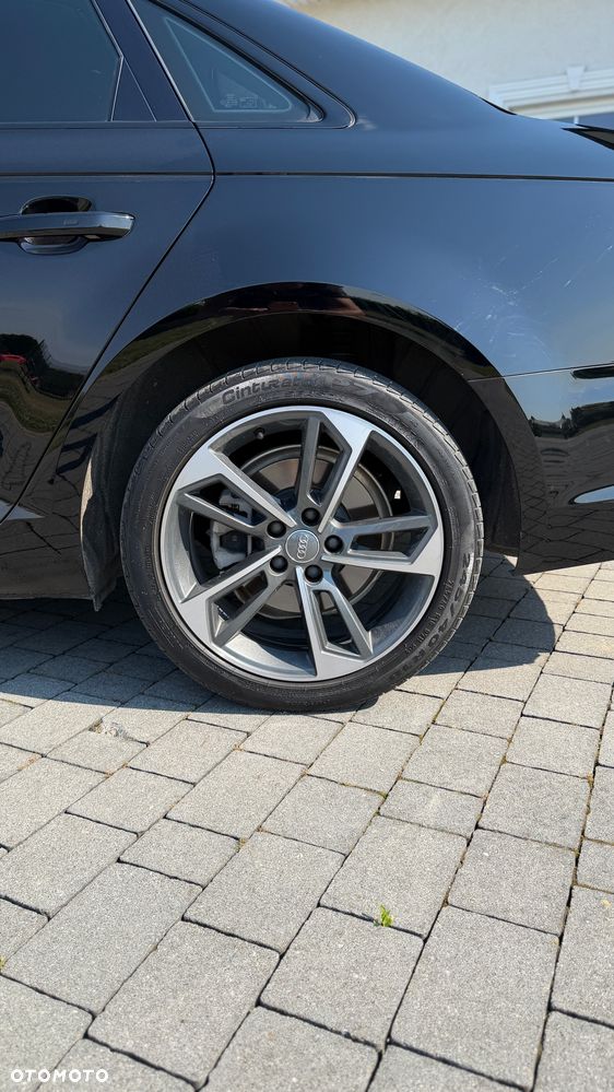 Audi A4 Limousine 40 TFSI S tronic - 25