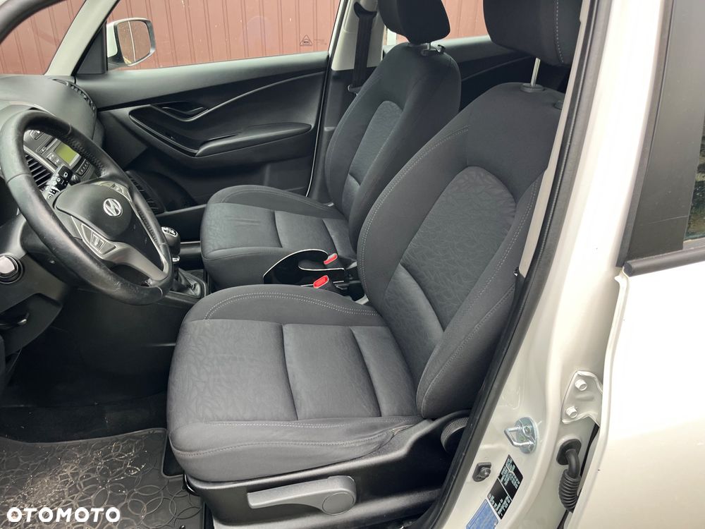 Hyundai ix20 1.4 Comfort - 11