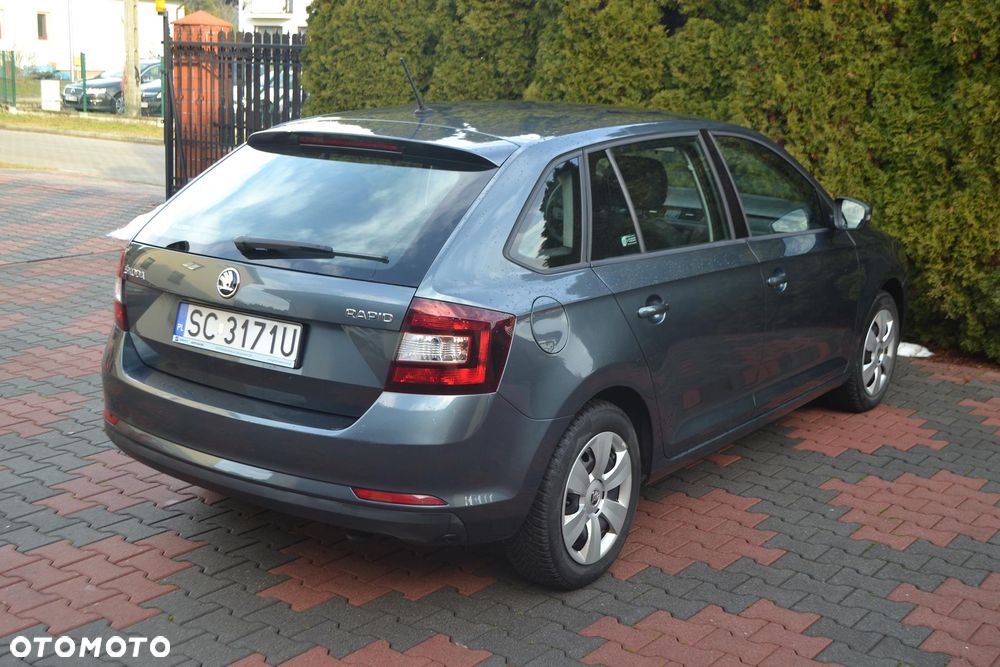Skoda RAPID 1.0 TSI Active - 2