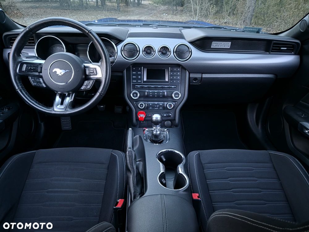 Ford Mustang 5.0 Ti-VCT V8 GT - 39