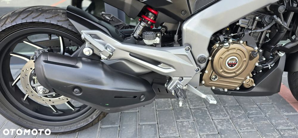 Bajaj Dominar 400 - 13