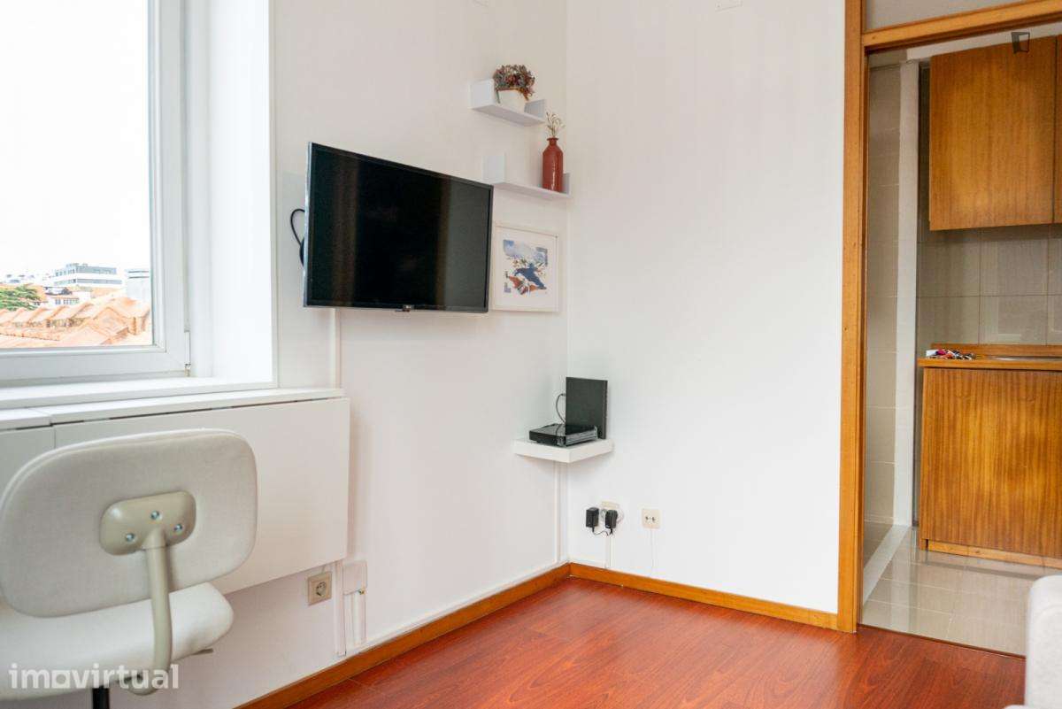 Apartamento com 1 quartos - localizado em Cedofeita Porto - Grande imagem: 5/30