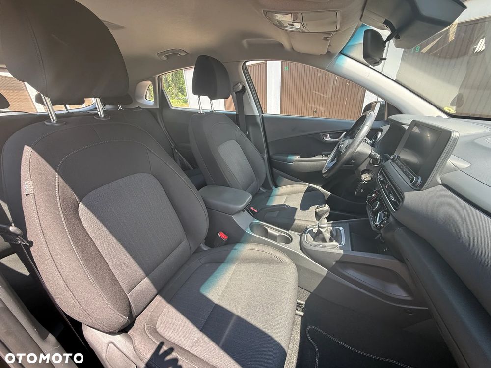 Hyundai Kona 1.6 CRDi 48V-Hybrid Trend - 17