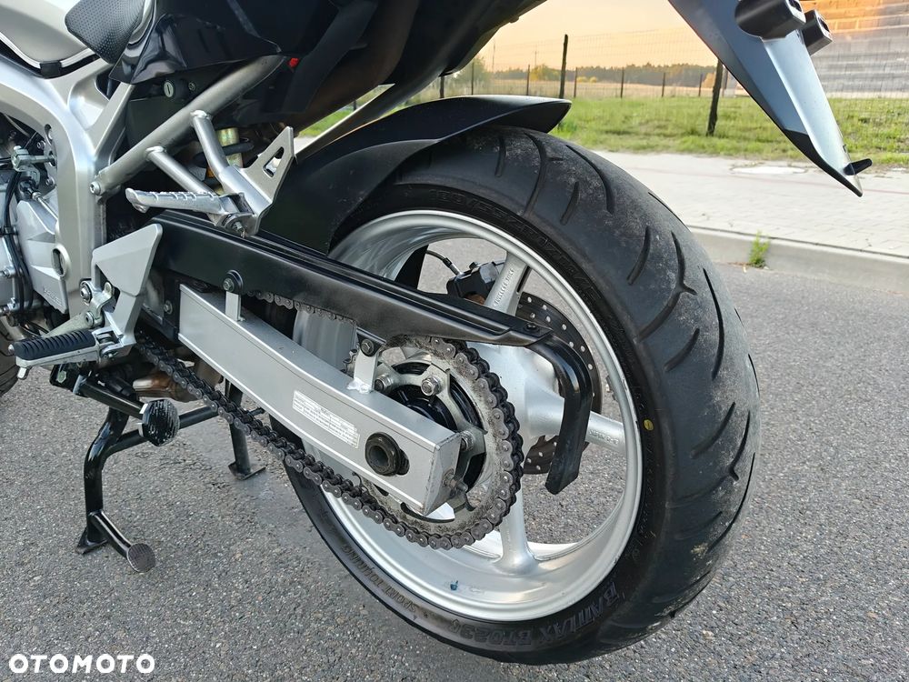 Yamaha FZ6 - 17