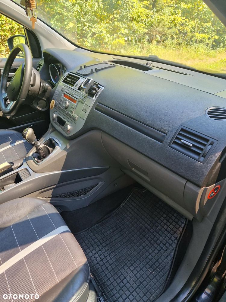 Ford Kuga 2.0 TDCi Titanium - 22