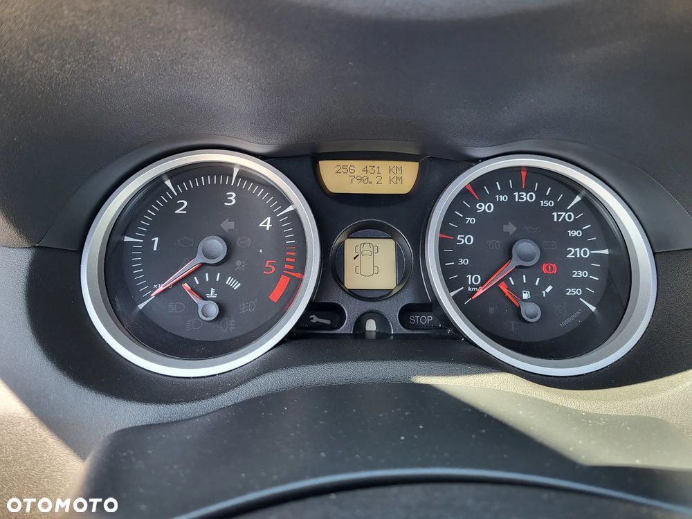 Renault Megane - 11