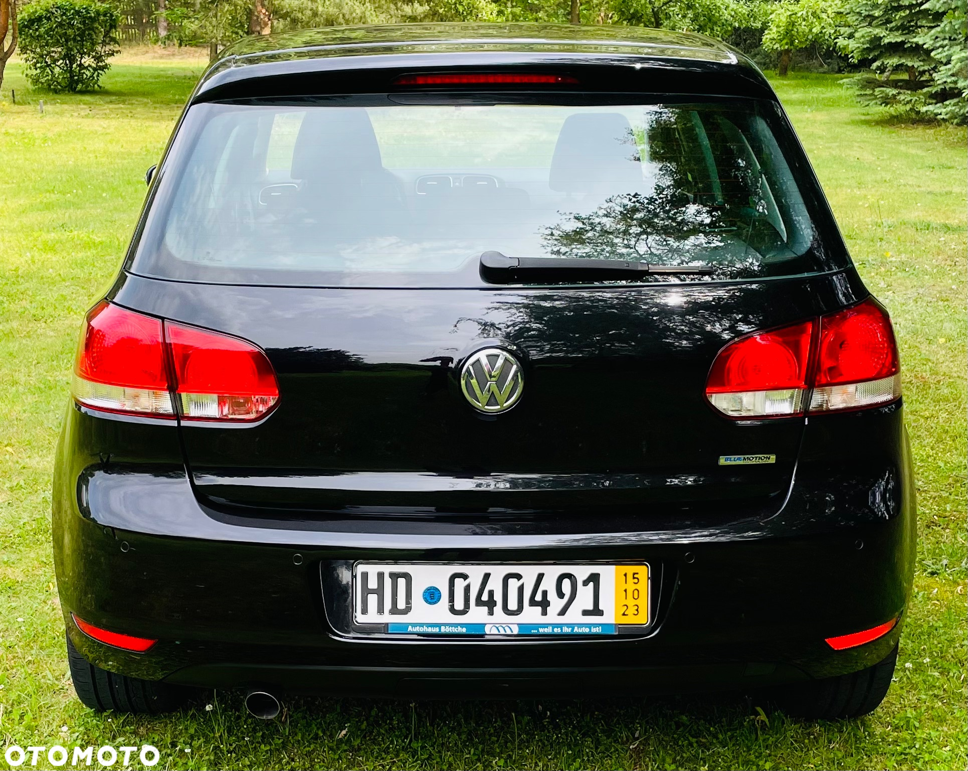 Volkswagen Golf 1.6 TDI BlueMotion Technology Comfortline - 12