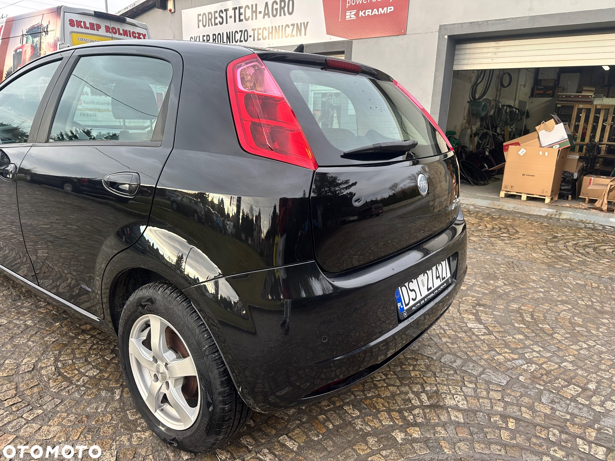 Fiat Grande Punto 1.4 8V Dualogic Active - 13