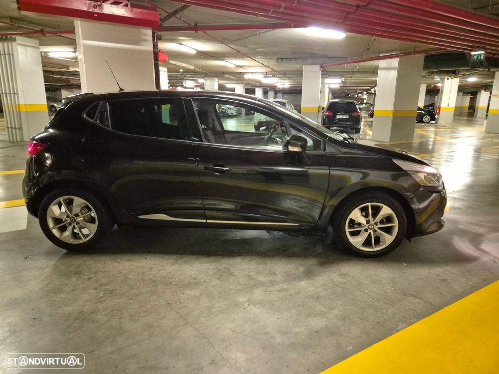 Renault Clio 0.9 TCE Limited - 11