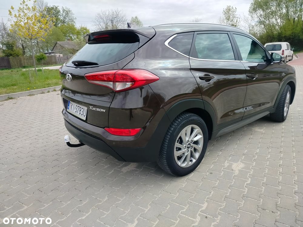 Hyundai Tucson blue 1.7 CRDi 2WD Trend - 16