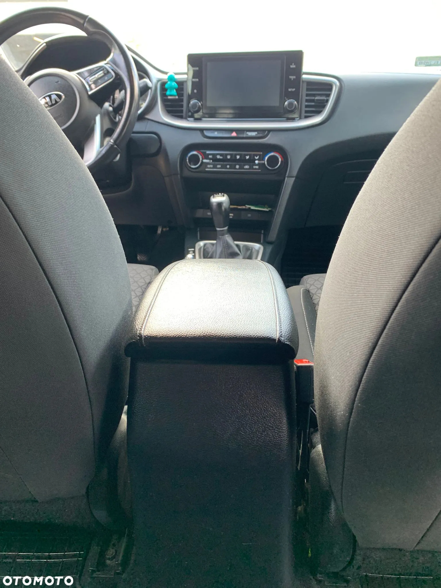 Kia Ceed 1.4 T-GDI M - 12