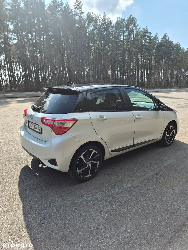 Toyota Yaris 1.5 Selection - 4