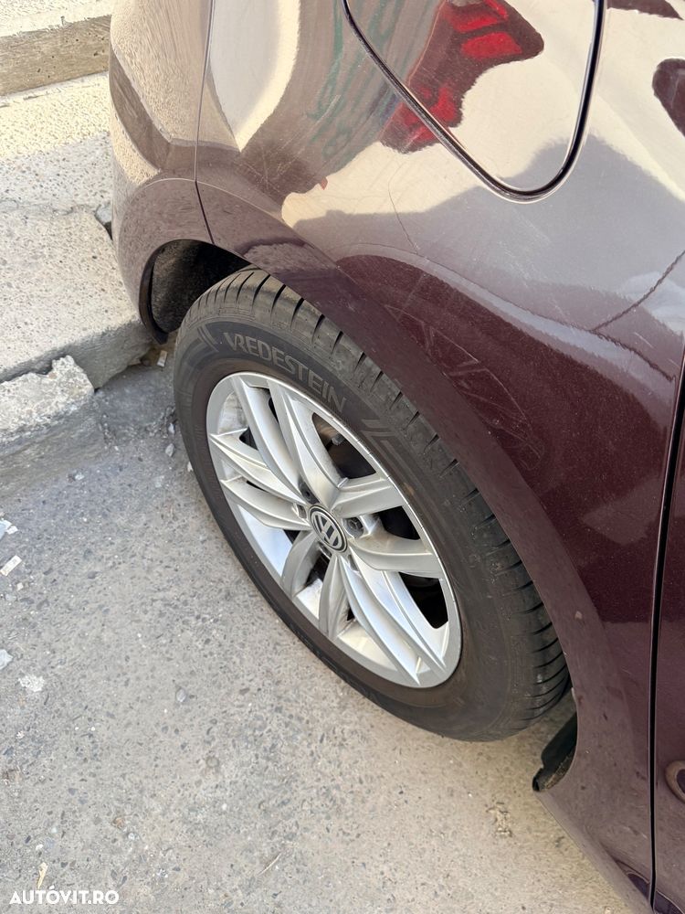 Volkswagen Golf 1.6 TDI Highline - 8