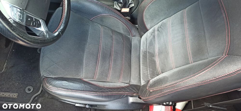 Ford Mondeo 2.5 Titanium S - 18