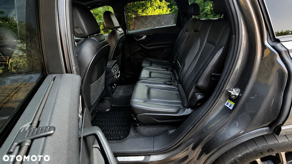 Audi Q7 3.0 TFSI Quattro Tiptronic - 10
