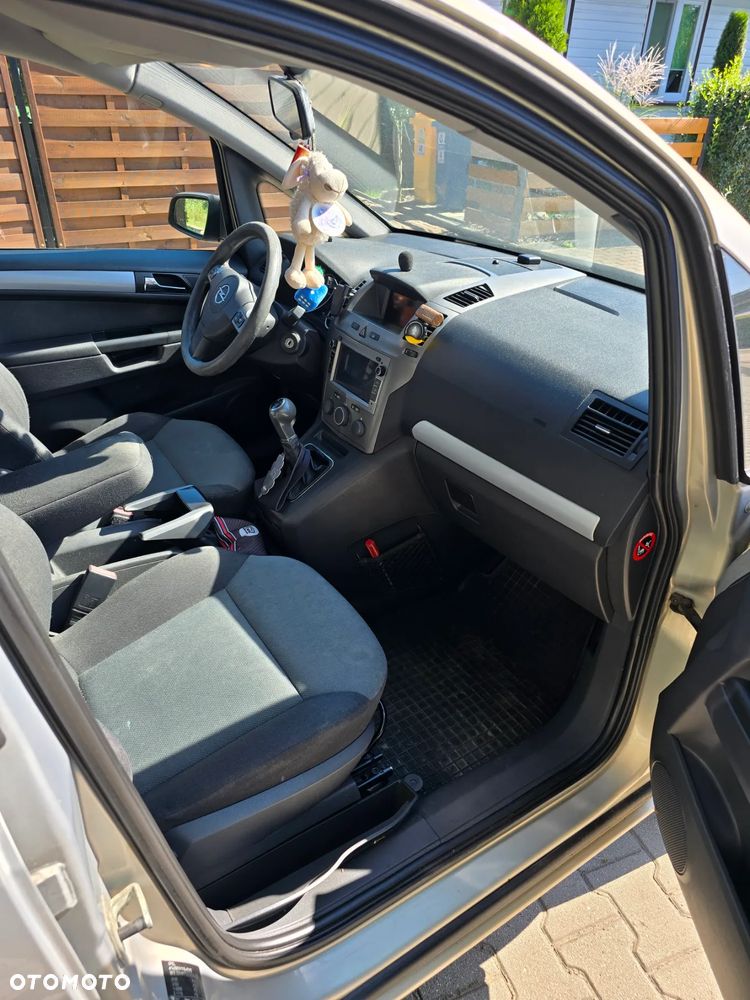 Opel Zafira 1.6 Enjoy - 5