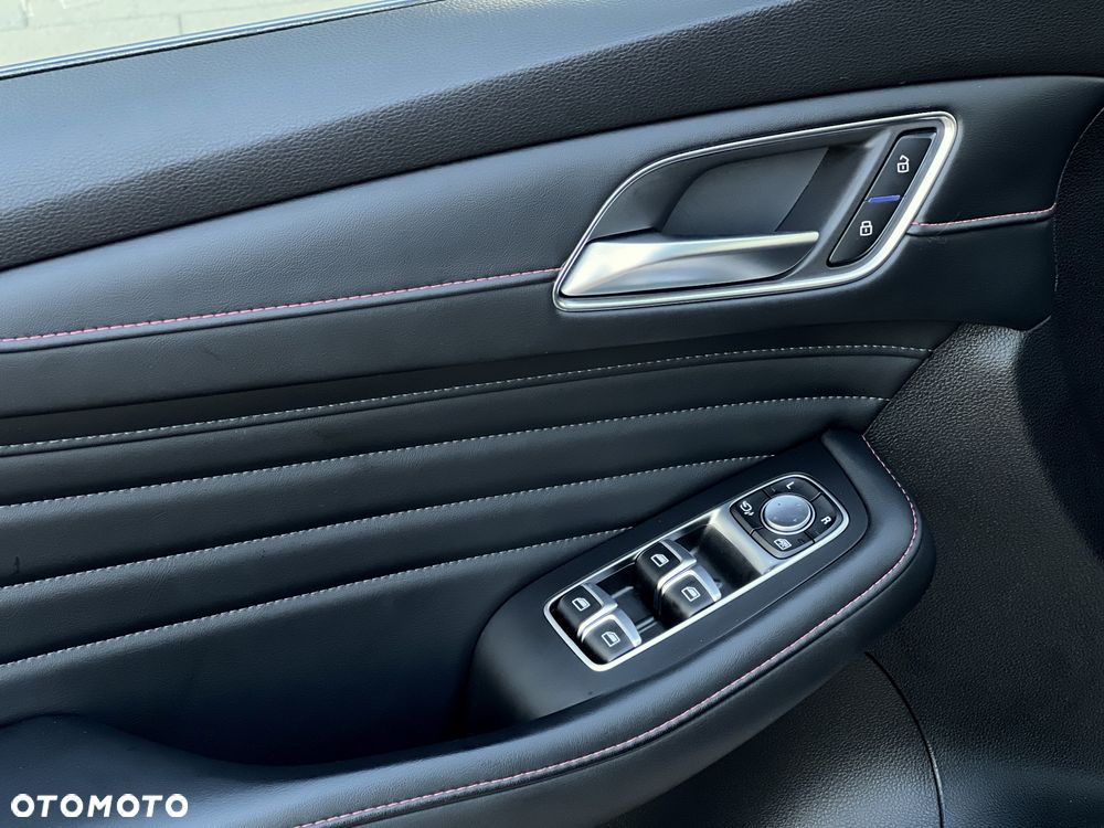 MG HS PHEV Luxury - 36