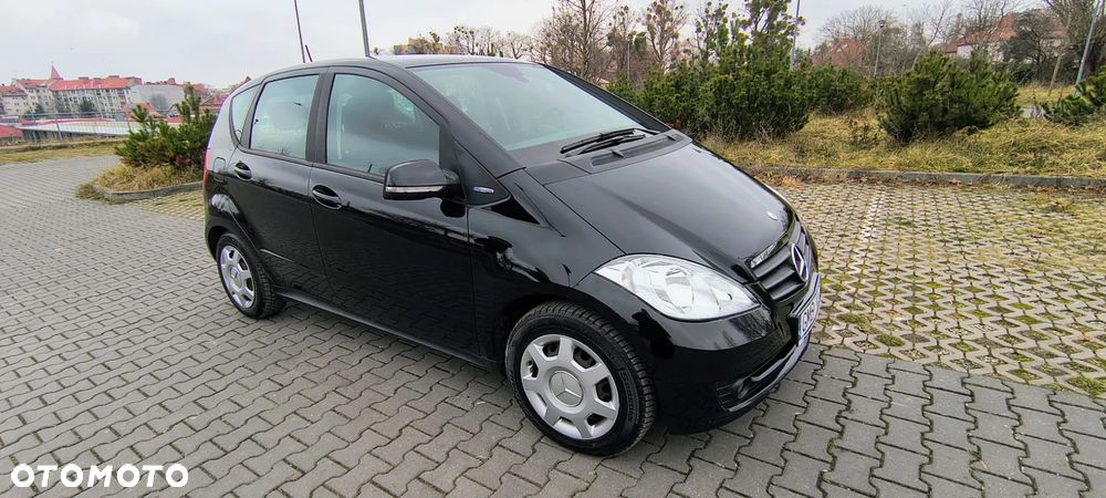 Mercedes-Benz Klasa A 160 BlueEFFICIENCY Special Edition - 12