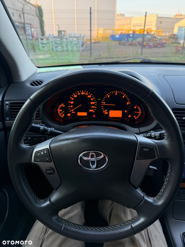 Toyota Avensis 2.2 D-CAT Prestige - 13