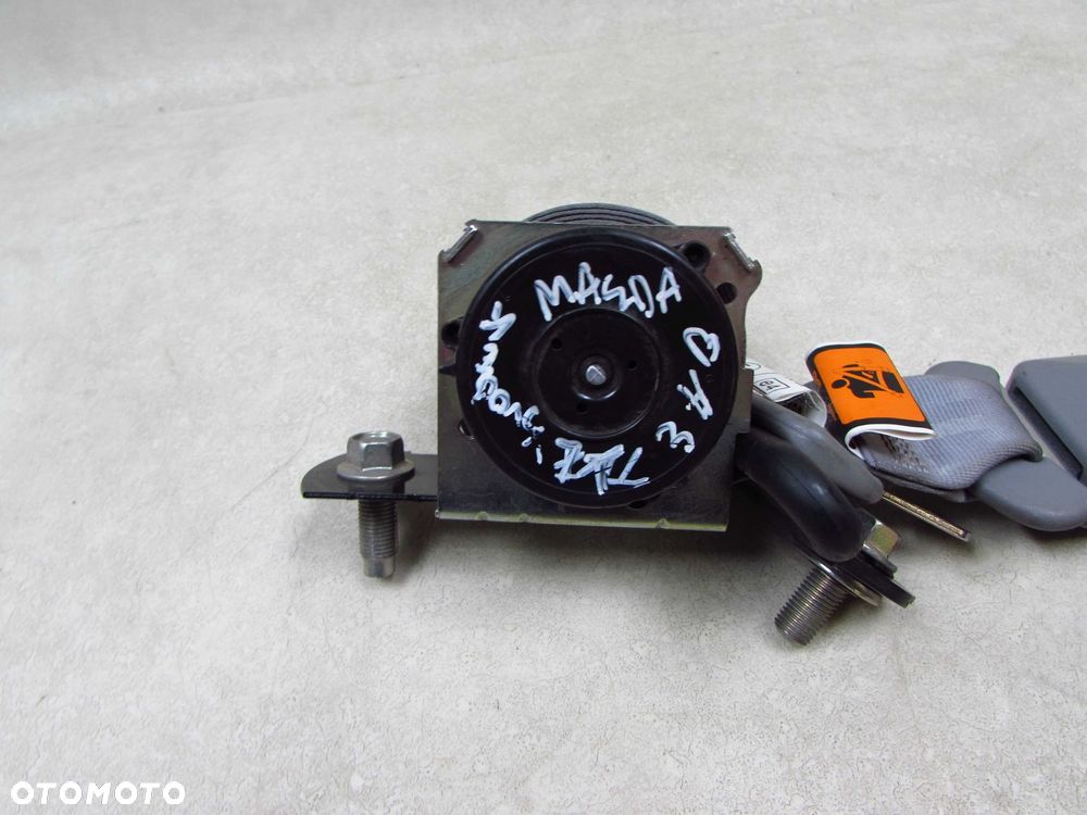 MAZDA 3 BK 04-09 PAS BEZPIECZENSTWA TYL SRODEK 602499800 - 3