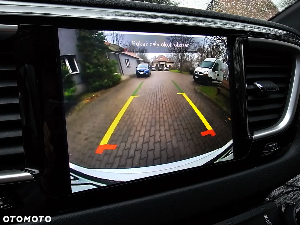 Chrysler Pacifica - 27