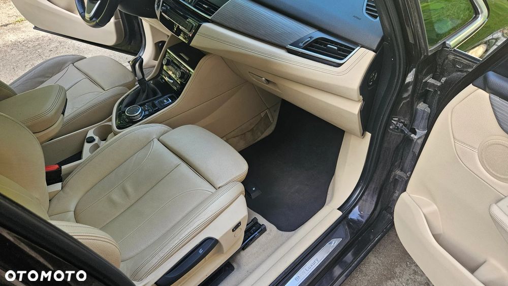 BMW Seria 2 218i Luxury Line - 18