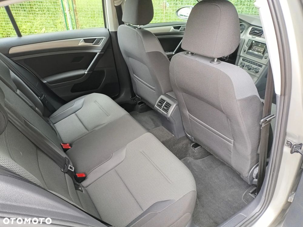 Volkswagen Golf 1.2 TSI Style - 9