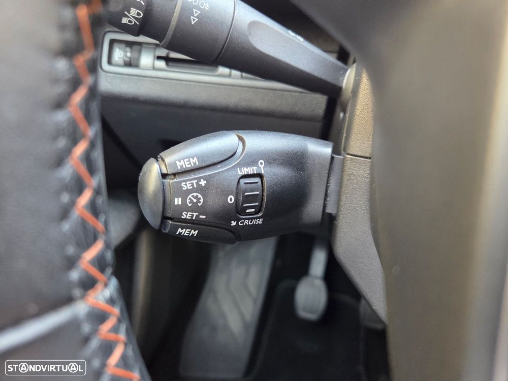 Peugeot 3008 1.6 BlueHDi Active - 24