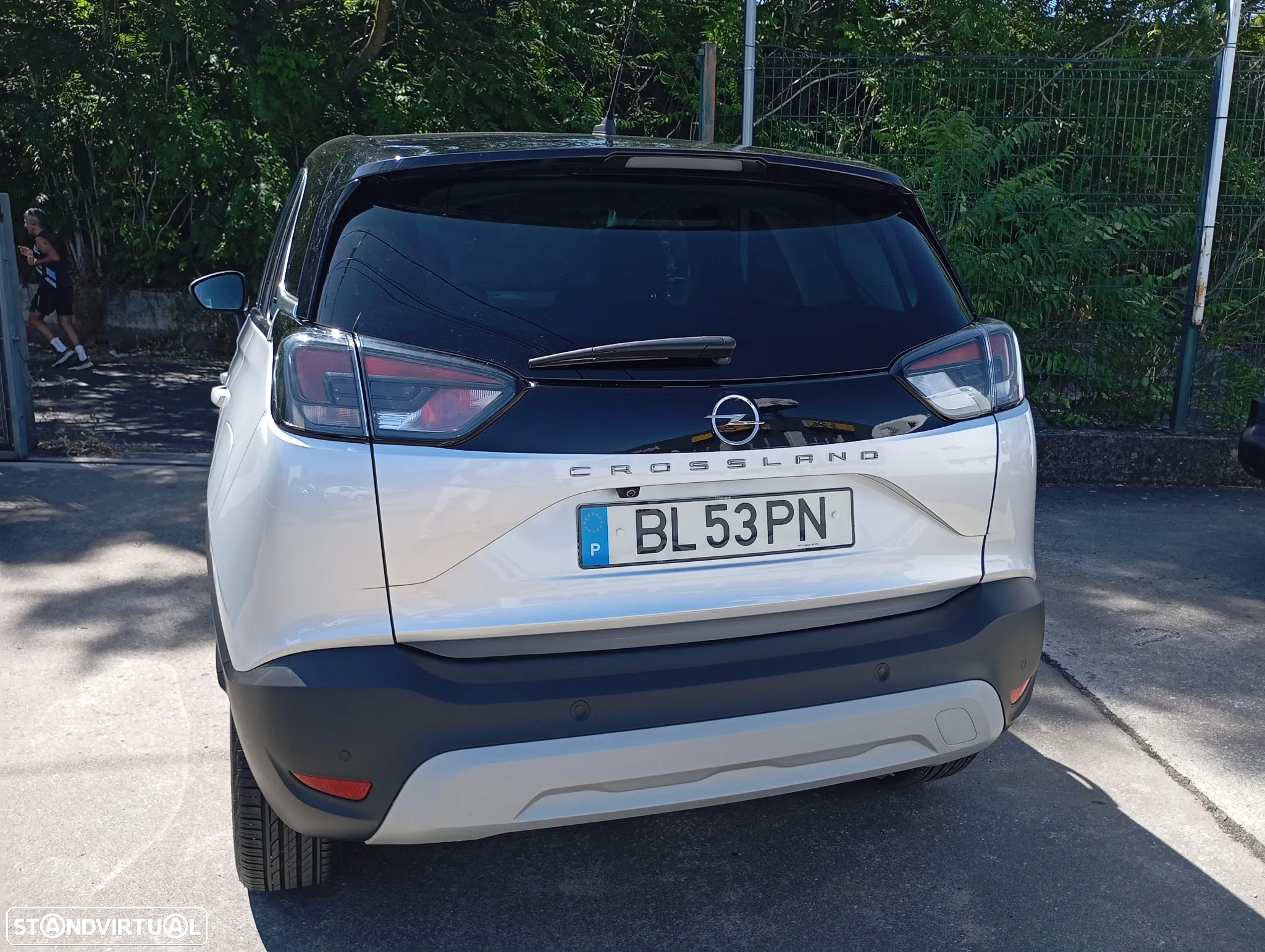 Opel Crossland 1.2 T Elegance - 3