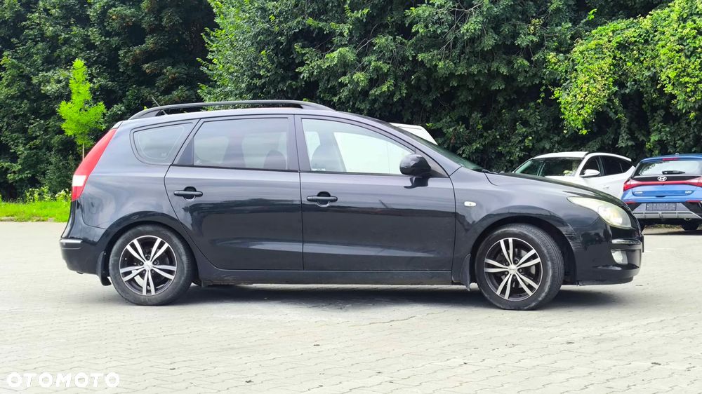 Hyundai i30 1.6 Classic + - 3