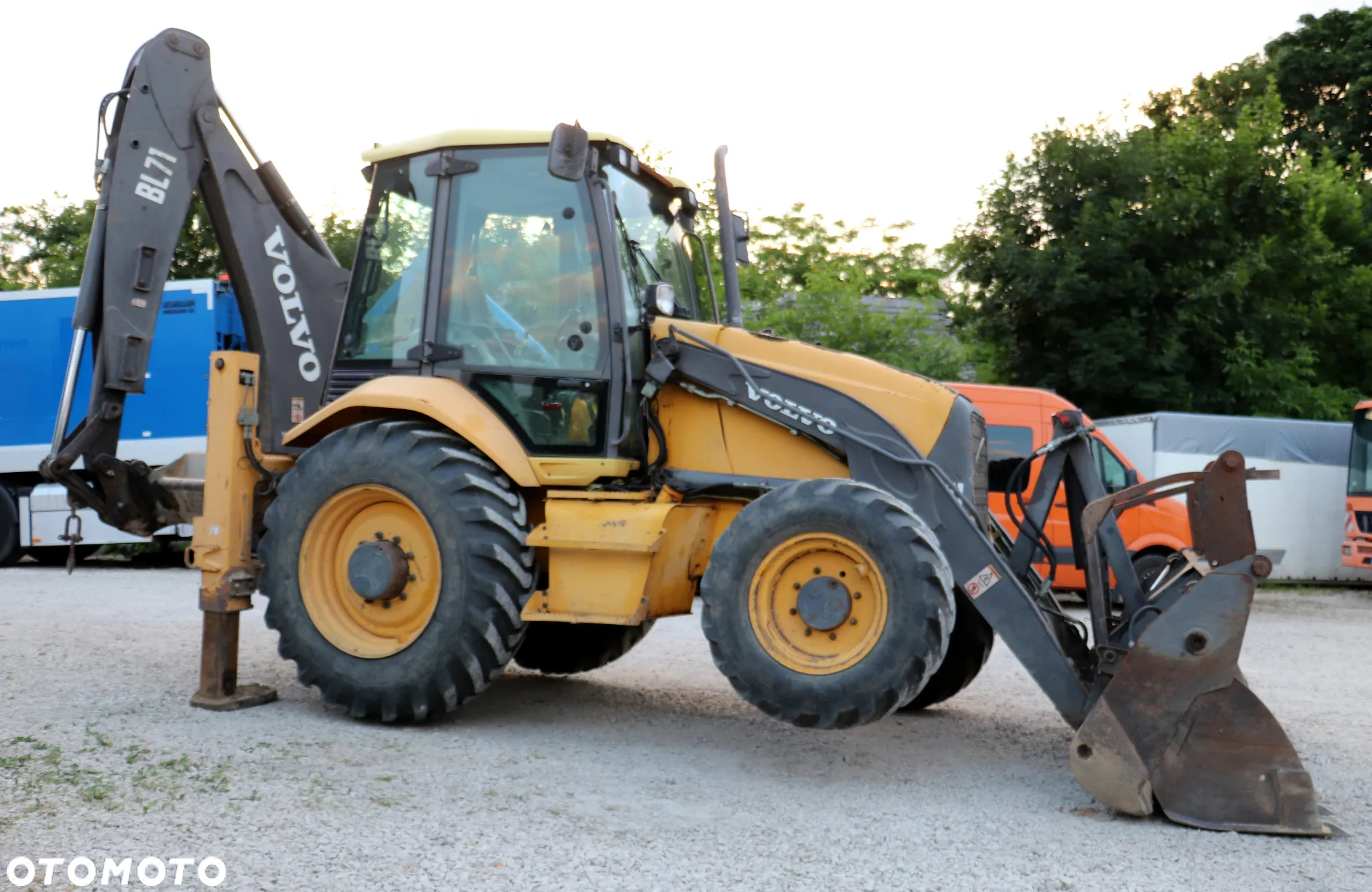 Volvo BL71 - 7
