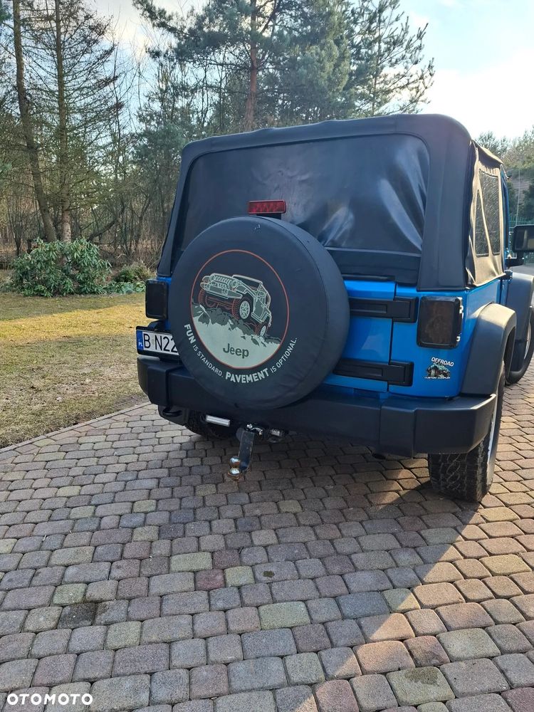 Jeep Wrangler - 4