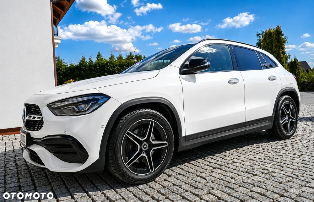 Mercedes-Benz GLA 200 4-Matic AMG Line - 2