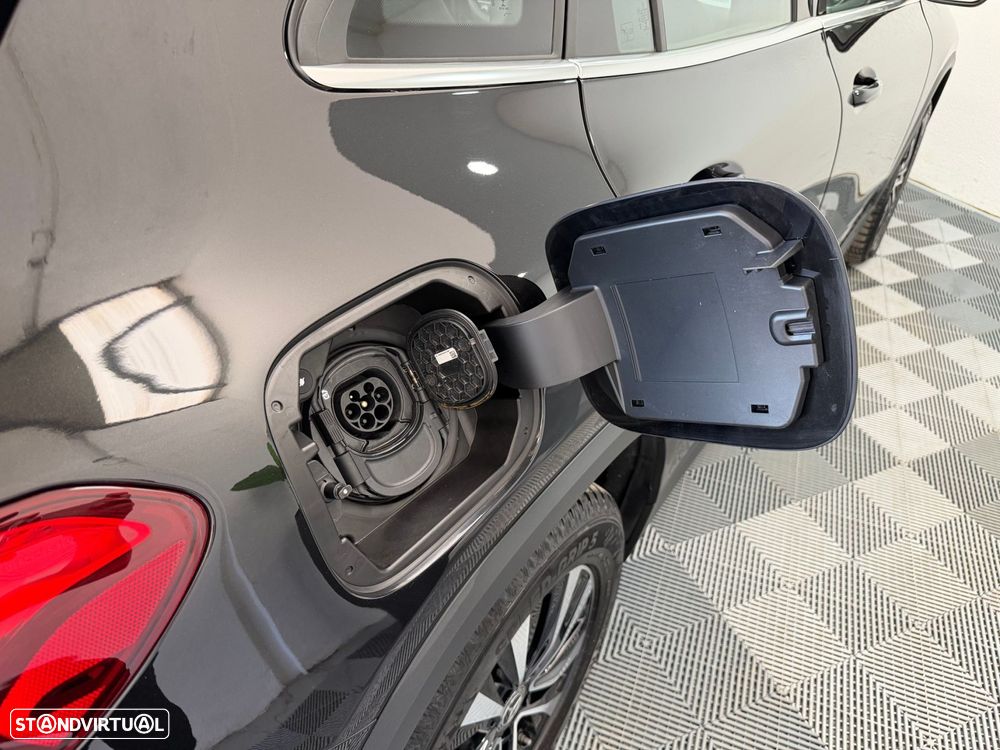 Mercedes-Benz GLA 250 e Progressive - 25