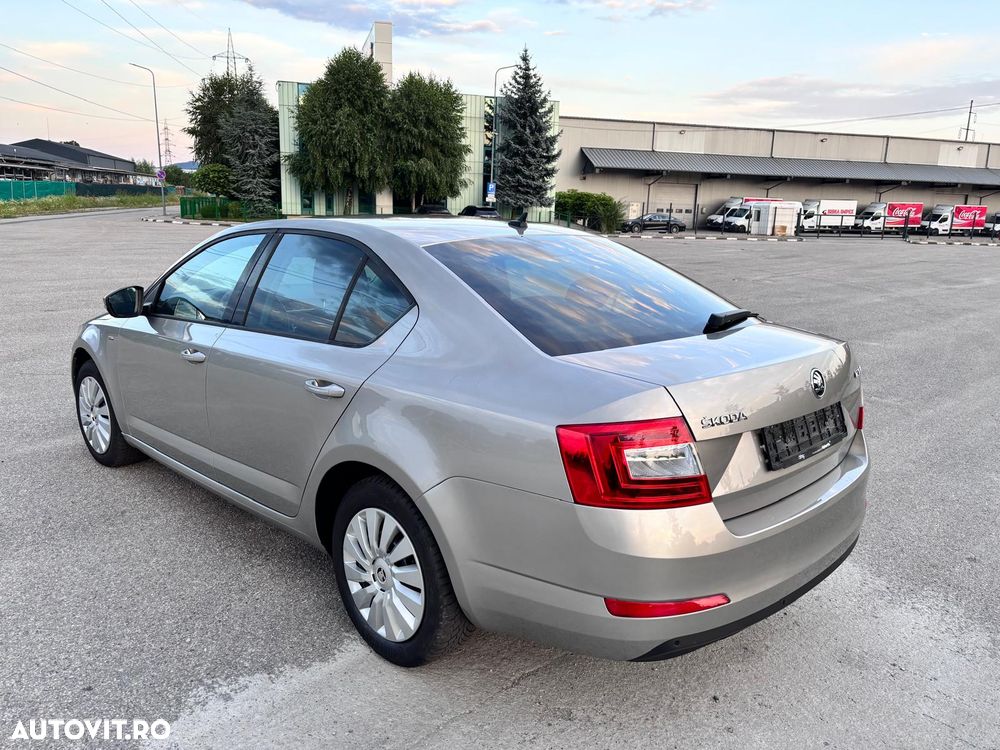 Skoda Octavia 2.0 TDI Ambition - 5
