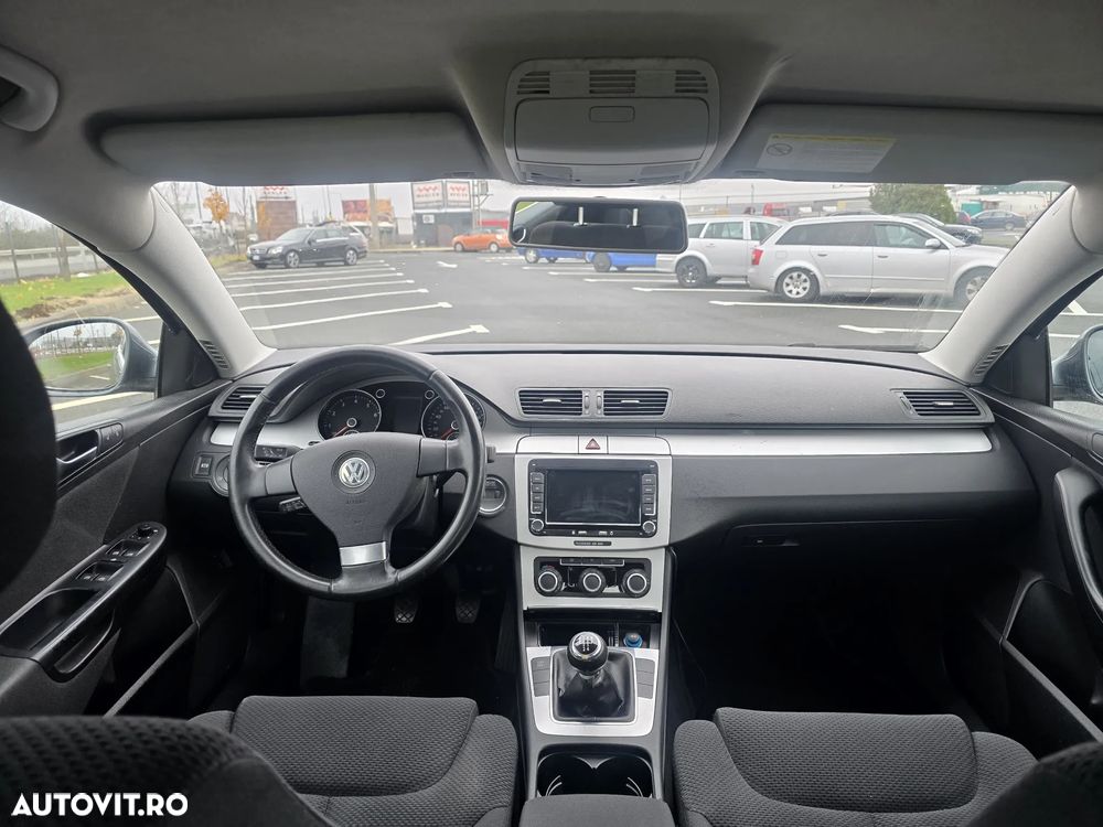 Volkswagen Passat - 6