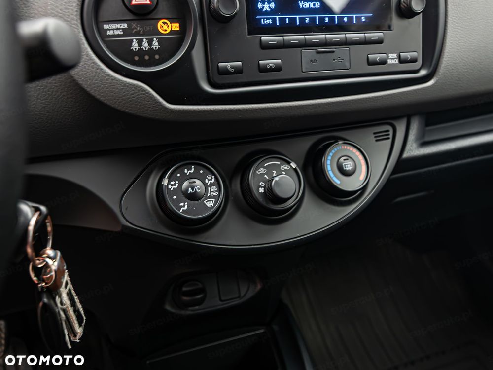 Toyota Yaris Active 1.5 111KM - 20